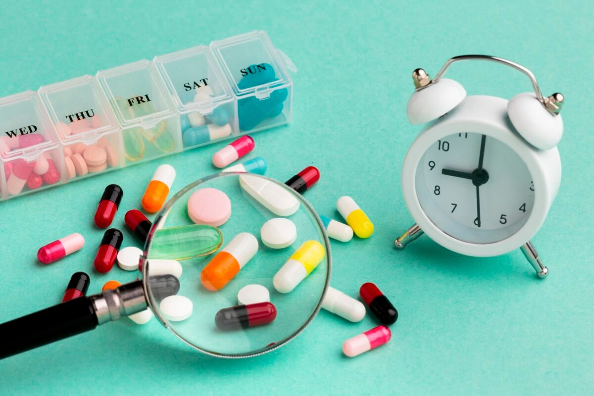 What Are Mild Stimulants? 1 stimulants pills in a good angle showing a small clock on the coner